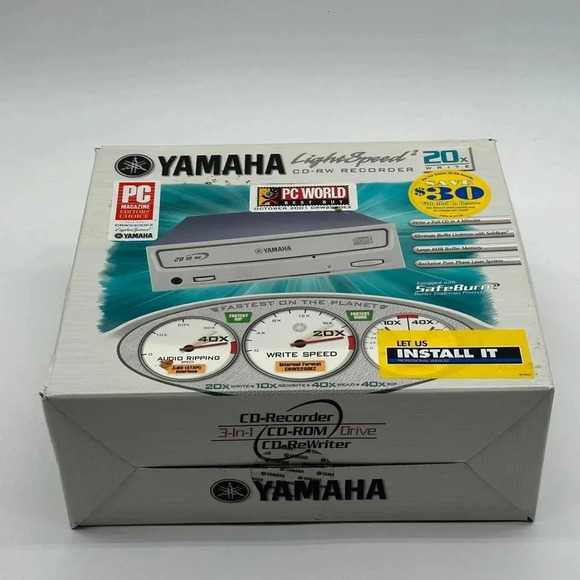 Yamaha External CD-RW Recorder CRW2100IX - Picture 10 of 10